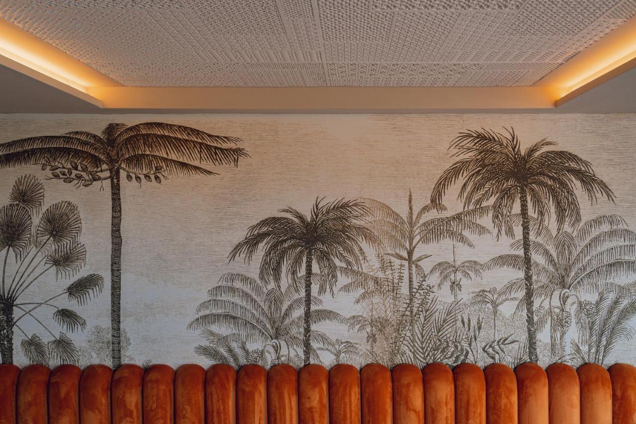 Hotel Jadali & Spa Марракеш Экстерьер фото Palm trees on the wall of the lobby